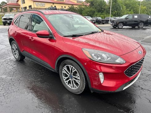 Used 2020 Ford Escape SEL FWD image 3