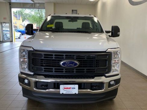 New 2026 Ford F350 XL w/ XL Chrome Package image 3