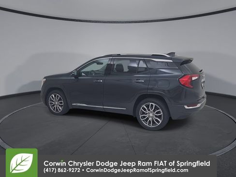 Used 2022 GMC Terrain Denali w/ Denali Premium Package image 10