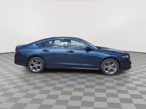 Certified 2024 Honda Accord EX image 25