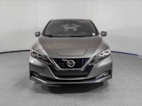 Used 2020 Nissan Leaf SV w/ SV Technology Package image 12