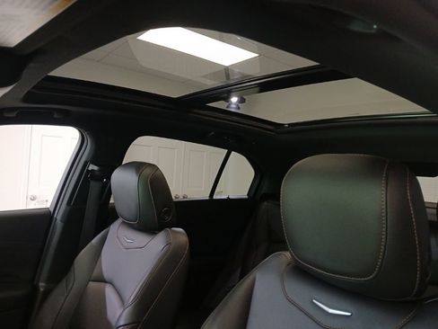 Used 2021 Cadillac XT4 Sport w/ Cold Weather Package AWD/4WD image 17