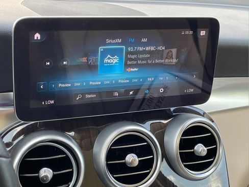 Used 2022 Mercedes-Benz GLC 300 image 28