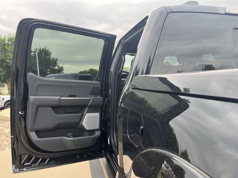 New 2025 Ford F150 Lariat w/ Equipment Group 502A High image 11