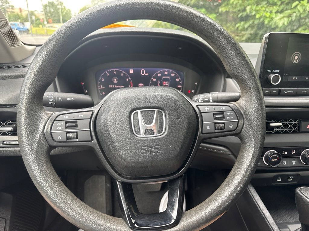 Used 2024 Honda Accord EX image 16