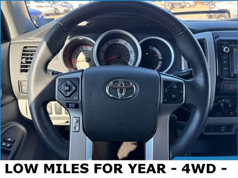 Used 2015 Toyota Tacoma 4x4 Double Cab image 5