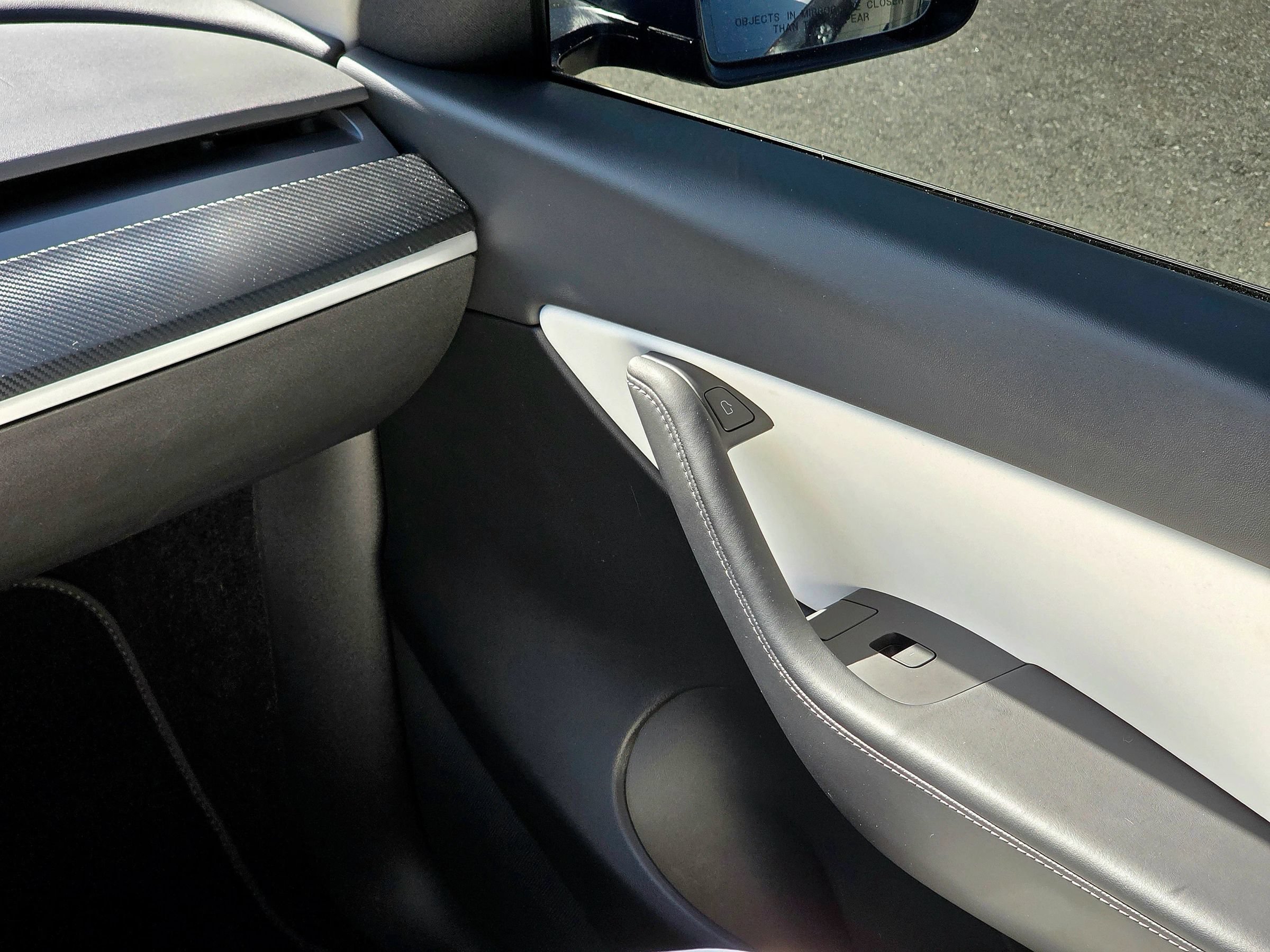 Used 2022 Tesla Model Y Long Range AWD/4WD image 35