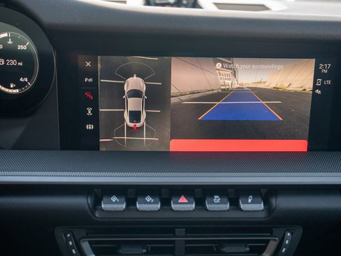 Used 2023 Porsche 911 Carrera image 18