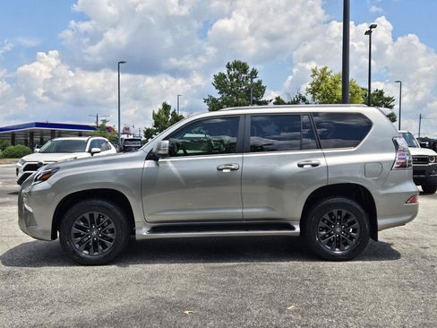 Used 2023 Lexus GX 460 Premium AWD/4WD image 12