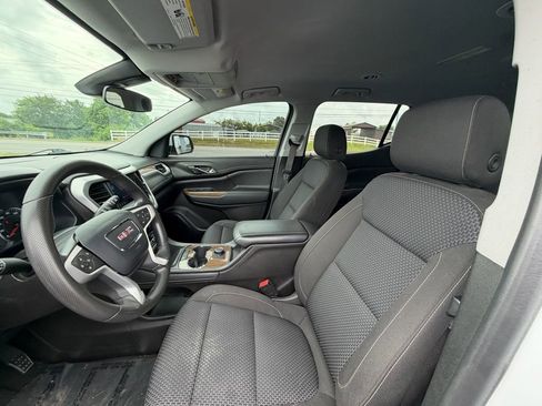 Used 2023 GMC Acadia SLE FWD image 10