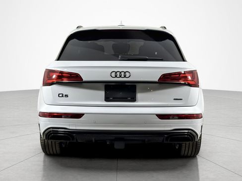 Used 2025 Audi Q5 e Premium Plus w/ Premium Plus Package image 4