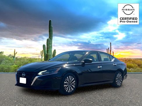 Certified 2025 Nissan Altima 2.5 SV FWD image 2