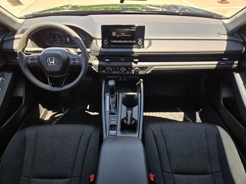 Certified 2025 Honda Accord SE image 16