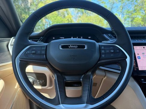 New 2026 Jeep Grand Cherokee Limited RWD image 20