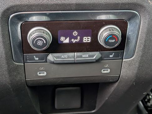 Used 2022 Chevrolet Tahoe RST w/ Luxury Package image 17