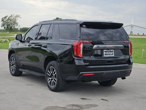 Used 2024 GMC Yukon AT4 w/ Technology Package AWD/4WD image 5