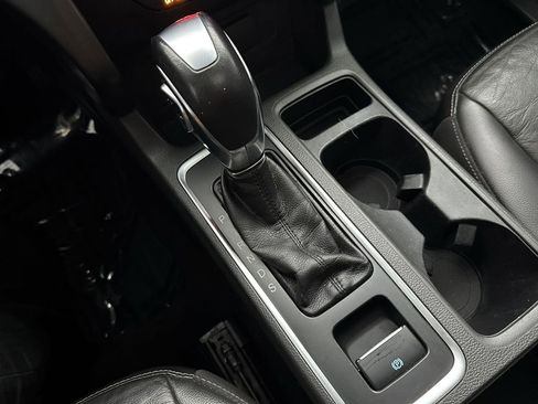 Used 2018 Ford Escape SEL image 22