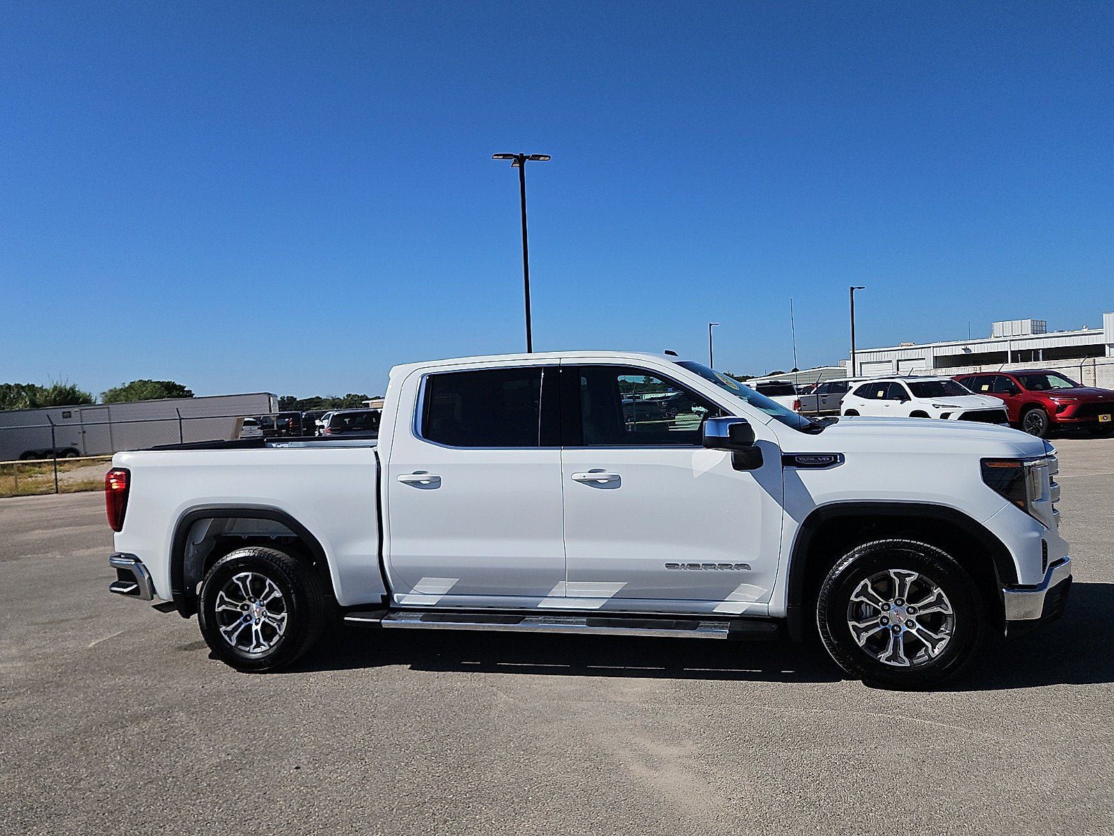 New 2026 GMC Sierra 1500 SLE RWD image 6