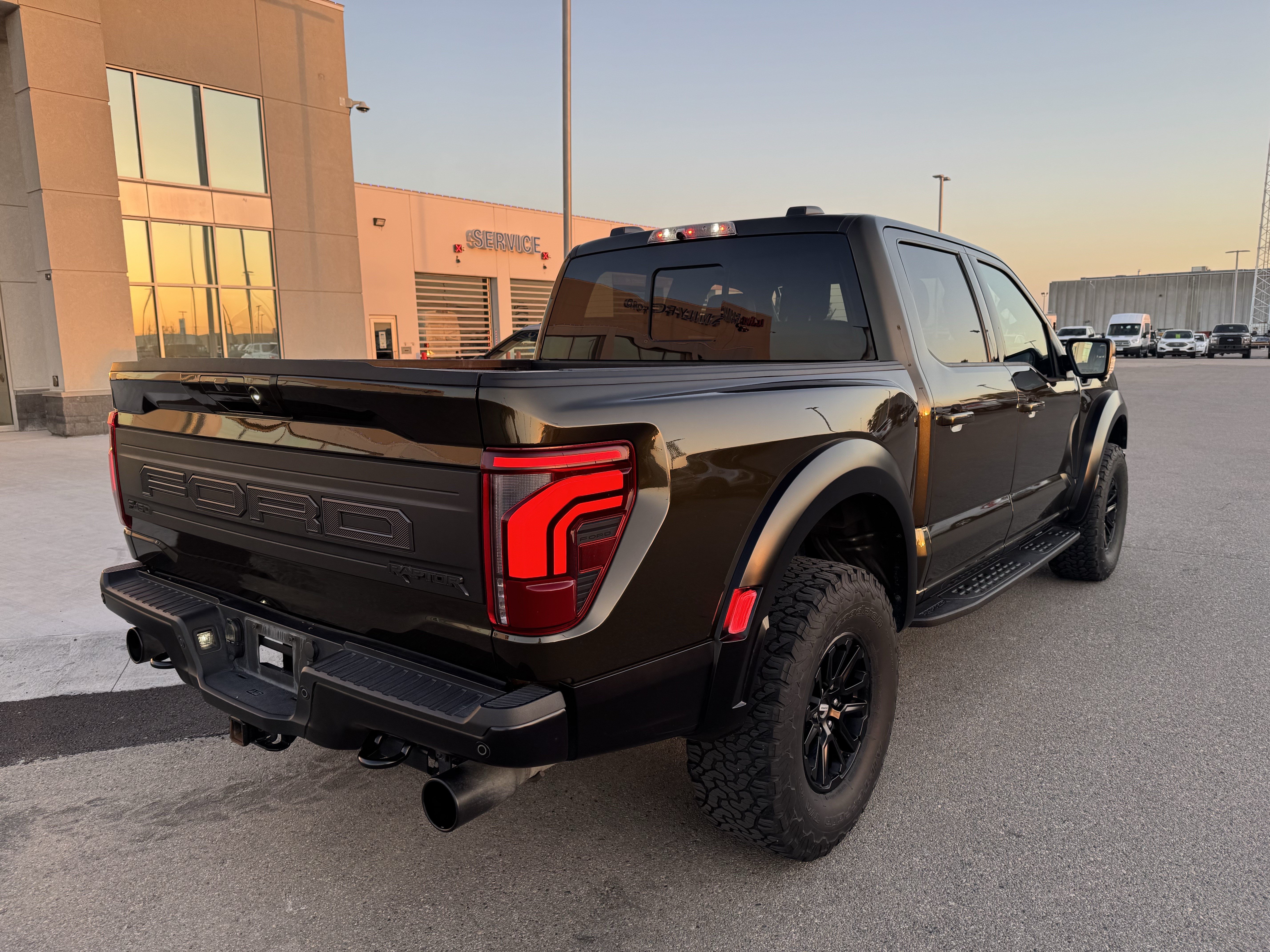 Used 2024 Ford F150 Raptor AWD/4WD image 5