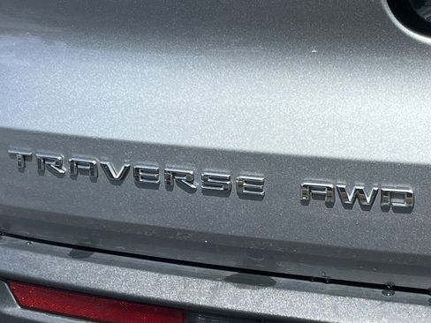 Used 2024 Chevrolet Traverse LT AWD/4WD image 24