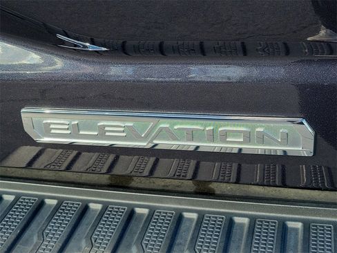 Used 2023 GMC Sierra 1500 Elevation image 27