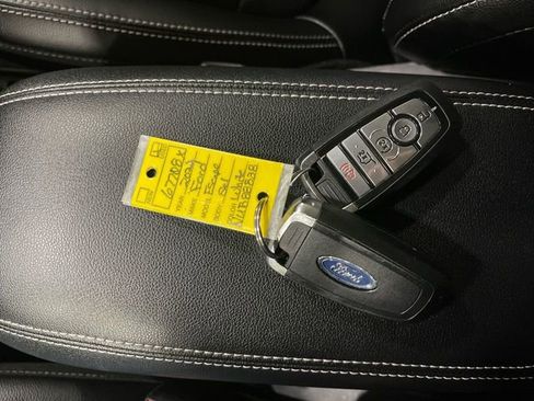 Used 2022 Ford Escape SEL AWD/4WD image 20