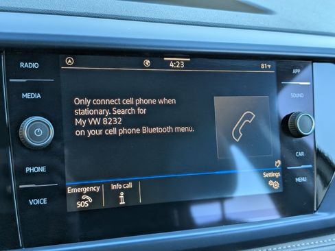 Used 2024 Volkswagen Taos SE image 28