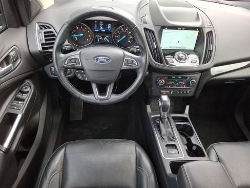 Used 2019 Ford Escape Titanium image 12