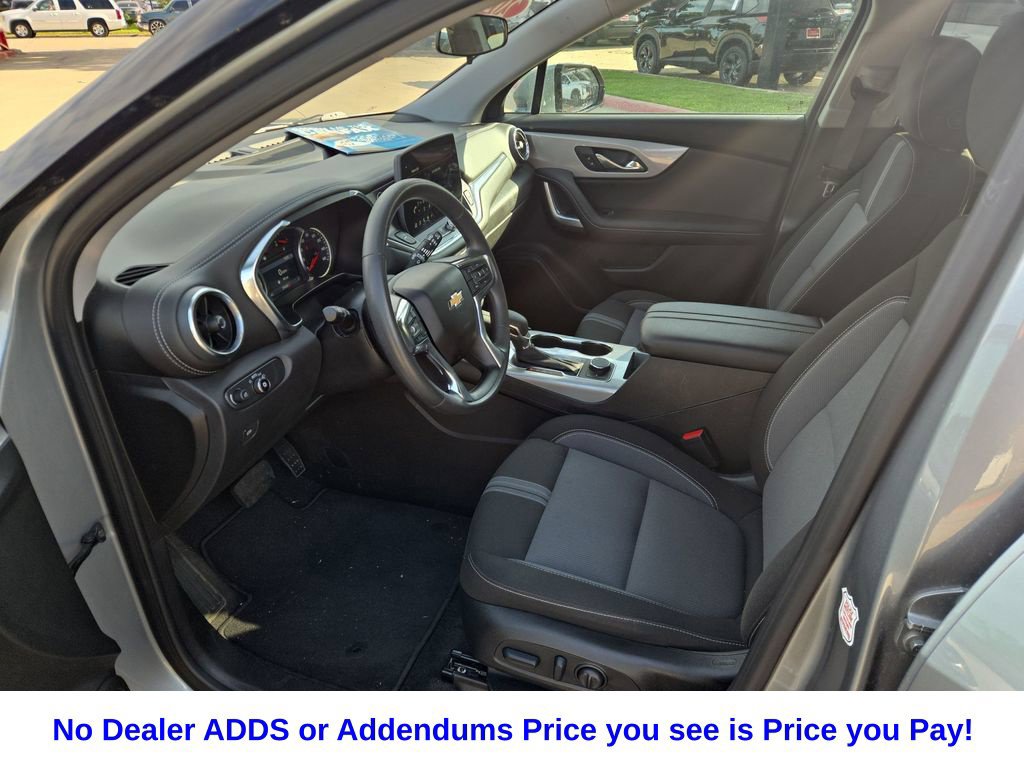 Used 2025 Chevrolet Blazer LT AWD/4WD image 27