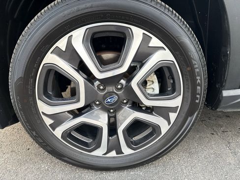 Used 2023 Subaru Ascent Limited image 9