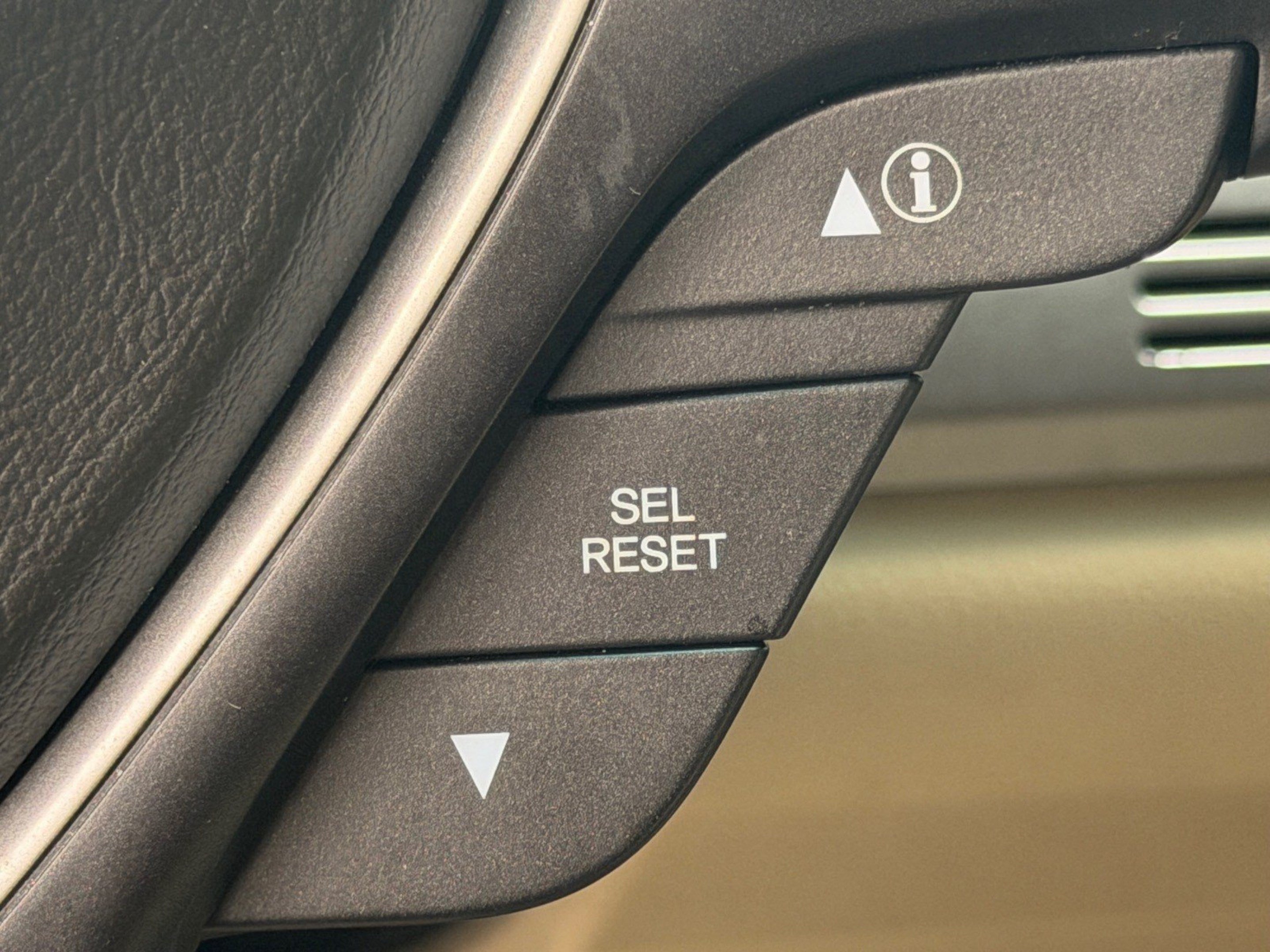 Used 2013 Acura RDX w/ Technology Package FWD image 26
