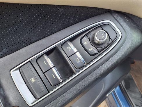 Used 2019 Subaru Ascent Touring w/ Popular Package #3 image 14