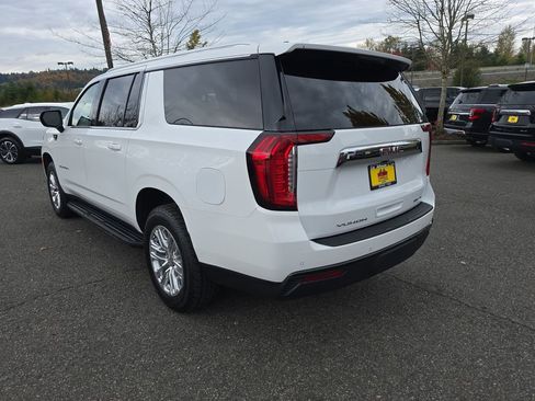 Used 2024 GMC Yukon XL SLE image 4