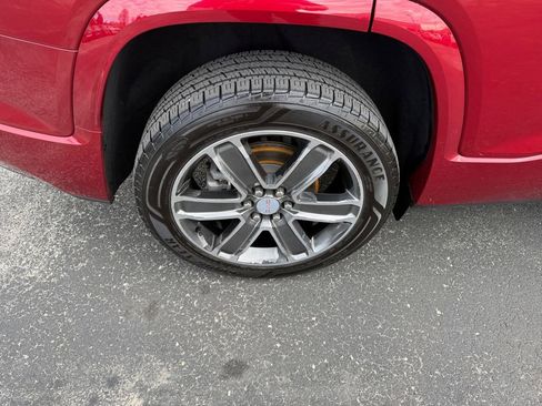 Certified 2019 GMC Acadia Denali image 29