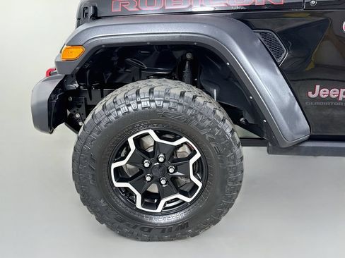 Used 2023 Jeep Gladiator Rubicon w/ Trailer Tow Package AWD/4WD image 36