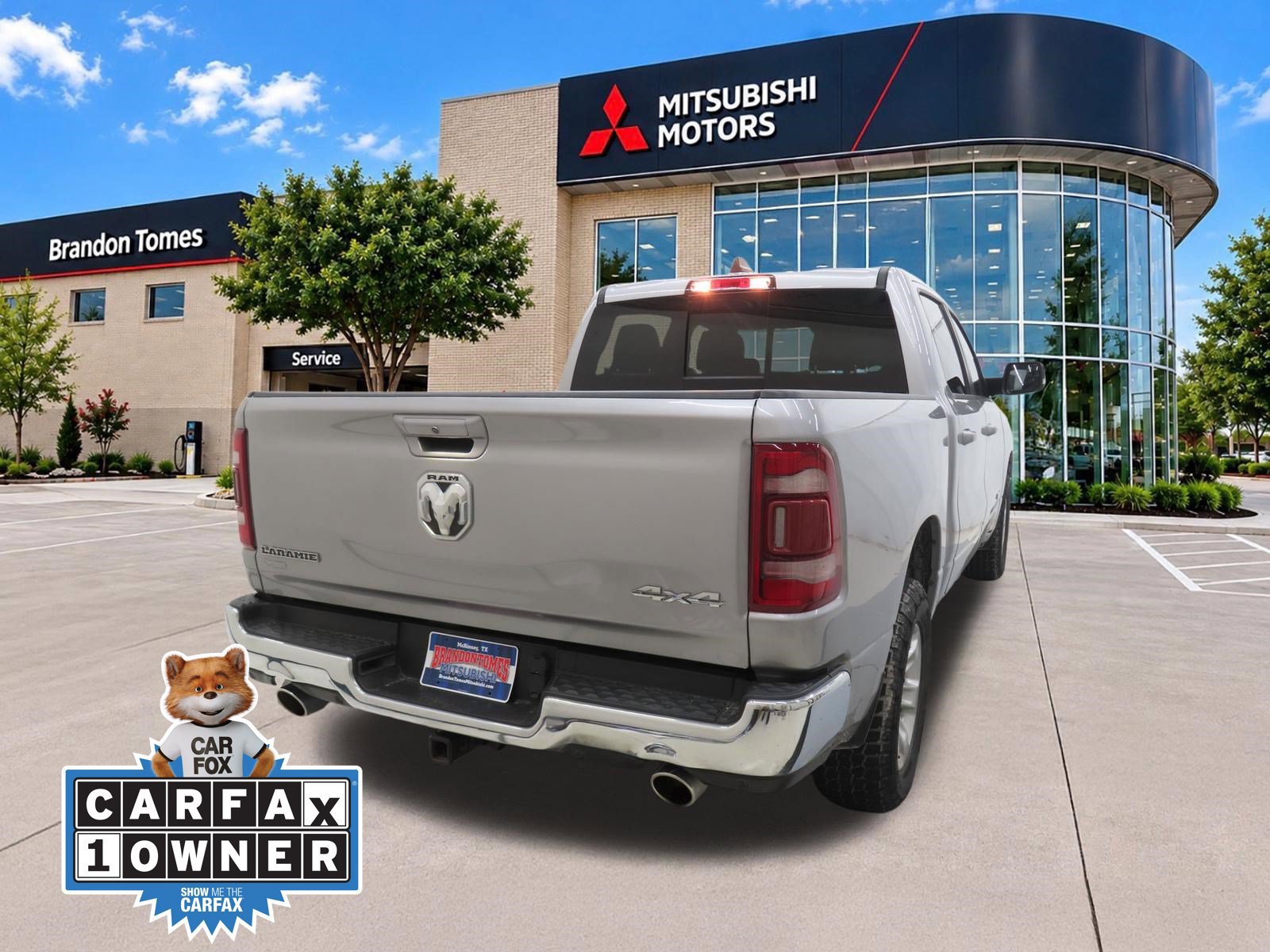 Used 2023 RAM 1500 Laramie AWD/4WD image 3