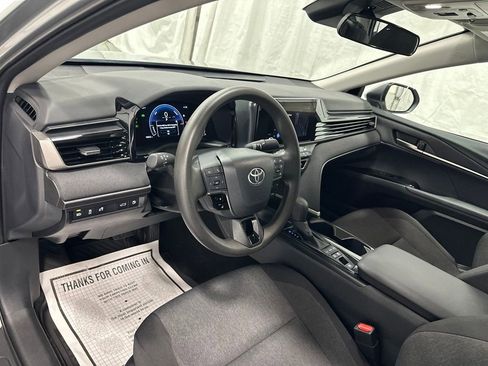 Used 2026 Toyota Camry LE FWD image 15