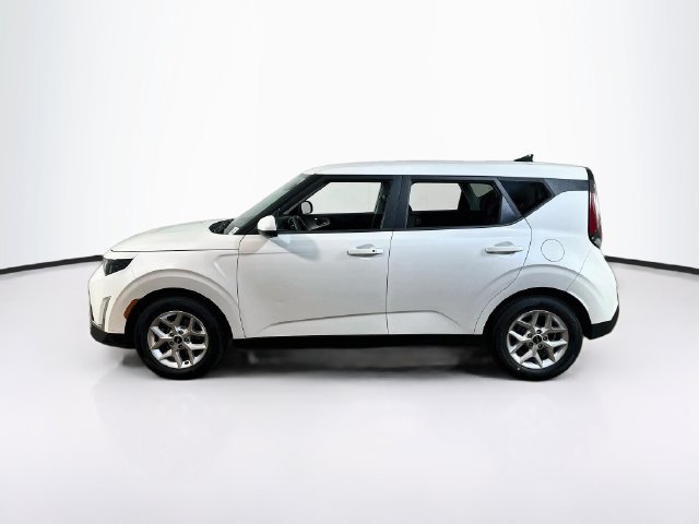 Used 2023 Kia Soul S FWD image 4