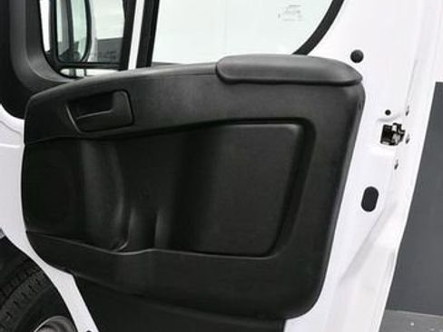 Used 2023 RAM ProMaster 2500 image 10