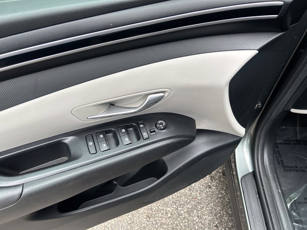 Used 2023 Hyundai Tucson SEL AWD/4WD image 16