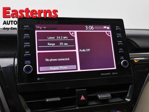 Used 2021 Toyota Camry XLE AWD/4WD image 18