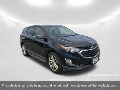 Used 2019 Chevrolet Equinox LT FWD image 3