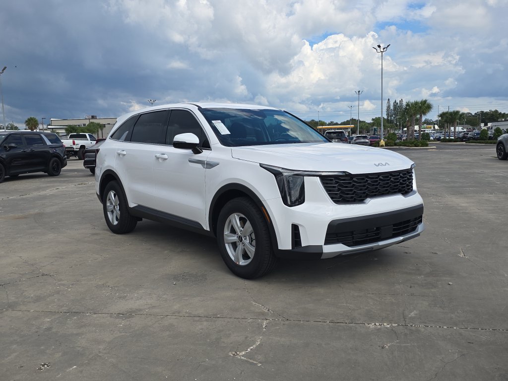 New 2026 Kia Sorento LX FWD image 2