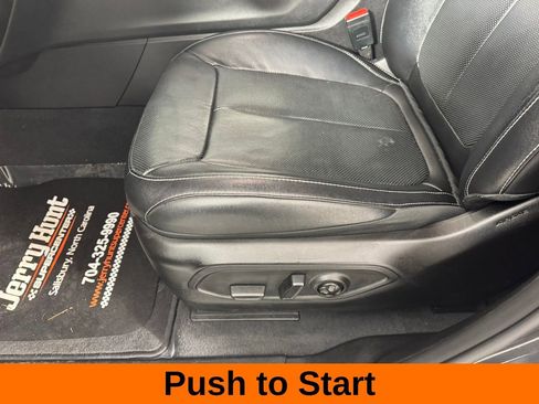 Used 2023 Jeep Grand Cherokee L Limited w/ Luxury Tech Group II image 13