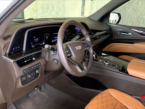 Used 2022 Cadillac Escalade Sport w/ Touring Package image 17