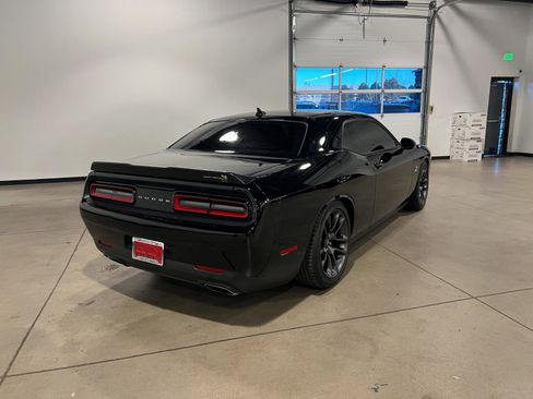 Used 2022 Dodge Challenger R/T Scat Pack image 3