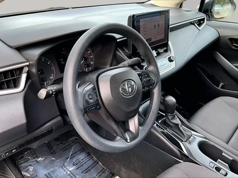 Used 2023 Toyota Corolla LE FWD image 17