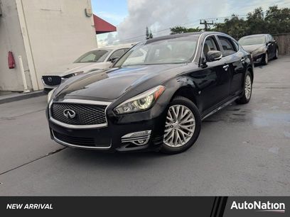 Used 2015 INFINITI Q70 L 3.7 w/ Technology Package