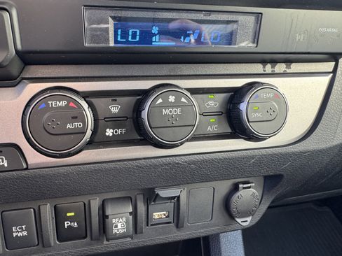 Used 2023 Toyota Tacoma SR5 image 28