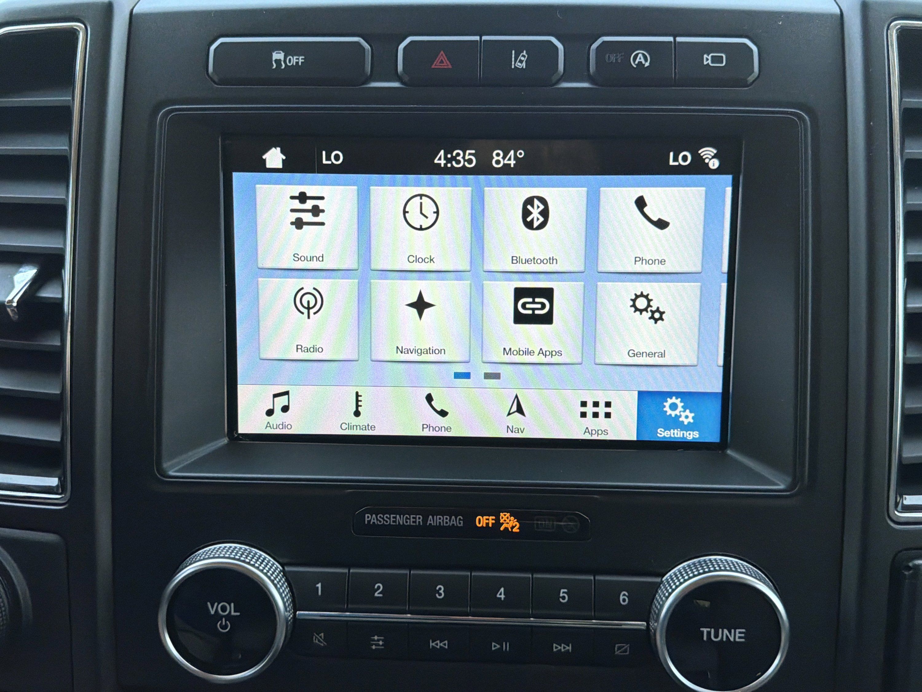 Used 2018 Ford Expedition Max Limited w/ Equipment Group 302A RWD image 65